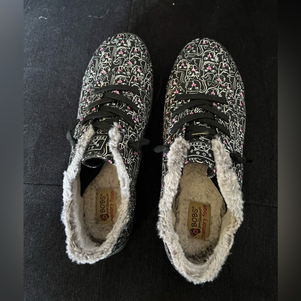 Bob’s sneakers size 9 with cat faces